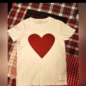 BURBERRY HEART TEE size 10y